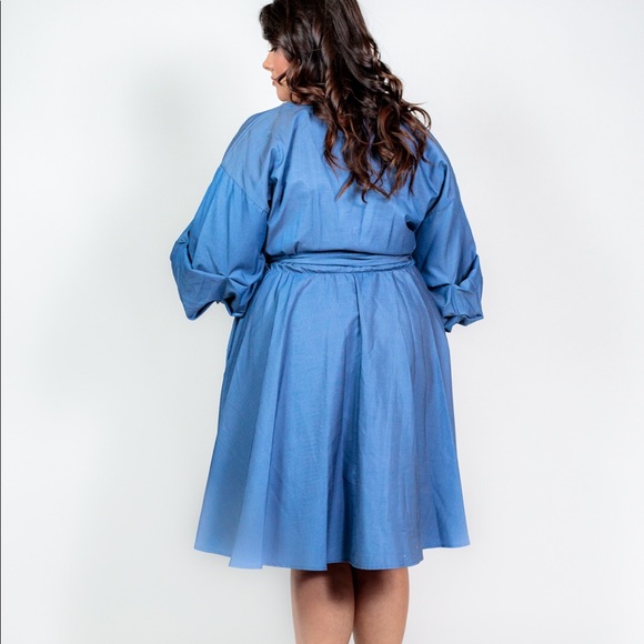 Plus Size ‘Sunday’ Denim Chambray Dress - Picture 5 of 8